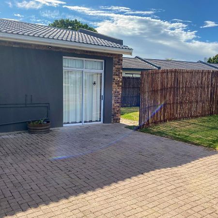 Adventure Apartment - Colchester - 5Km From Elephant Park 外观 照片