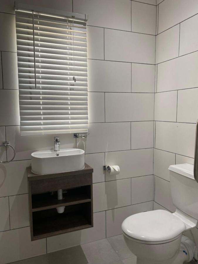 Adventure Apartment - Colchester - 5Km From Elephant Park 外观 照片